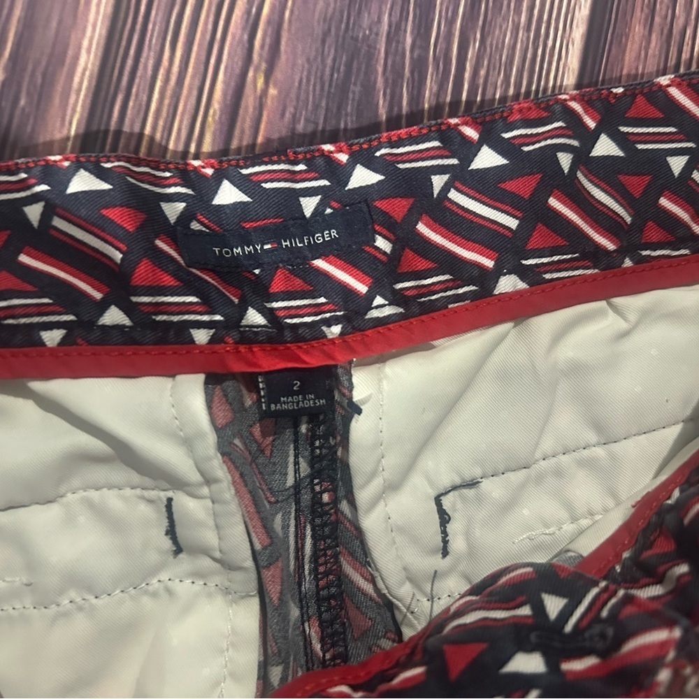 Tommy Hilfiger Geometric Patterned Women's Shorts - Picture 6 of 9